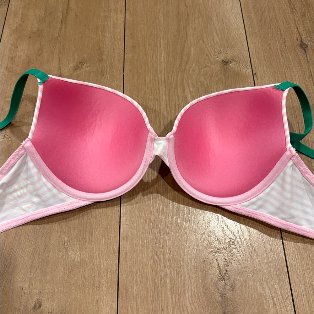 PINK Victoria's Secret Bra Size 36C - Picture 7 of 13